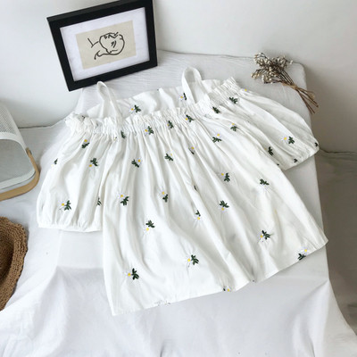 Καλοκαιρινό φρέσκο πουκάμισο με κεντήματα