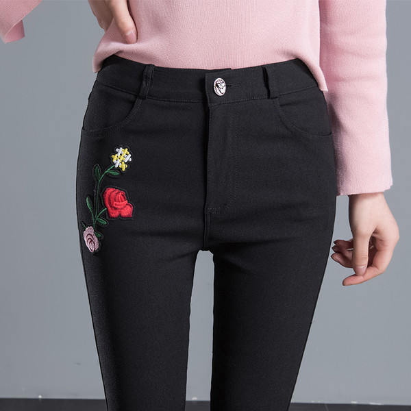 Jambiere de dama moderni in negru cu broderie