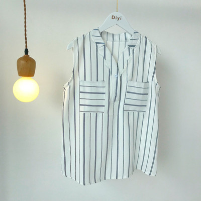 Maieu modern de damă cu decolteu în V