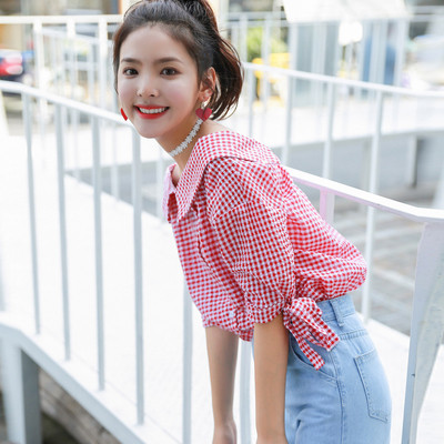 Μοντέρνο γυναικείο πουκάμισο με μανίκια με κορδέλα