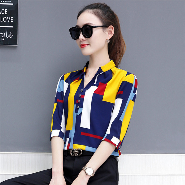  Стилна  цветна дамска  риза с 3/4 ръкави 