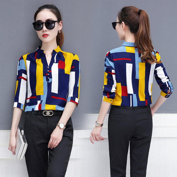  Стилна  цветна дамска  риза с 3/4 ръкави 