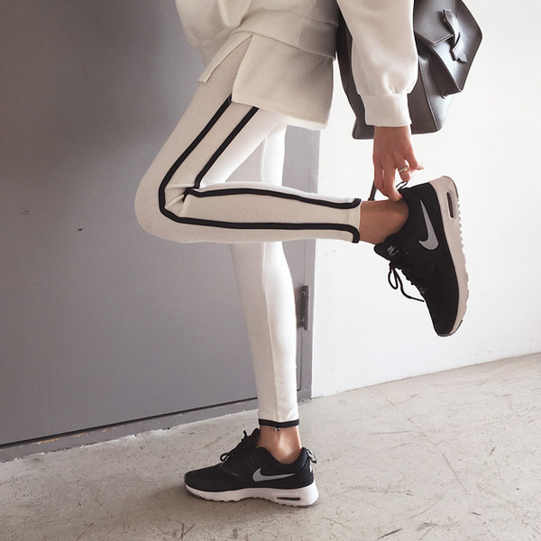 Jambiere sport de damă cu margine în patru culori