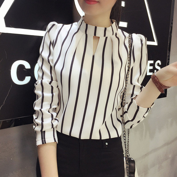 Модерна дамска раирана риза 