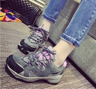 Pantofi de drumeție damă în două modele