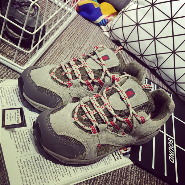 Pantofi de drumeție damă în două modele