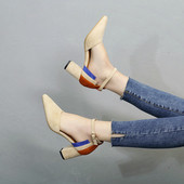 Sandale de dama model ascutit cu toc mic in negru si crem