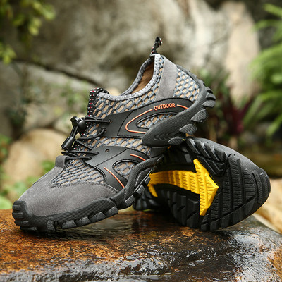 Мъжки спортни обувки с груба подметка и елементи от Еко кожа