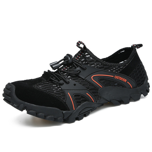 Мъжки спортни обувки с груба подметка и елементи от Еко кожа 