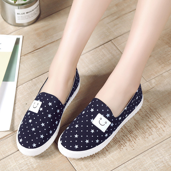 Tenisi dama cu dungi in culori deschise