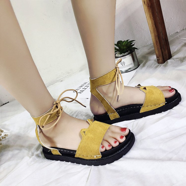 Sandale de dama moderne cu platforma joasa in trei culori