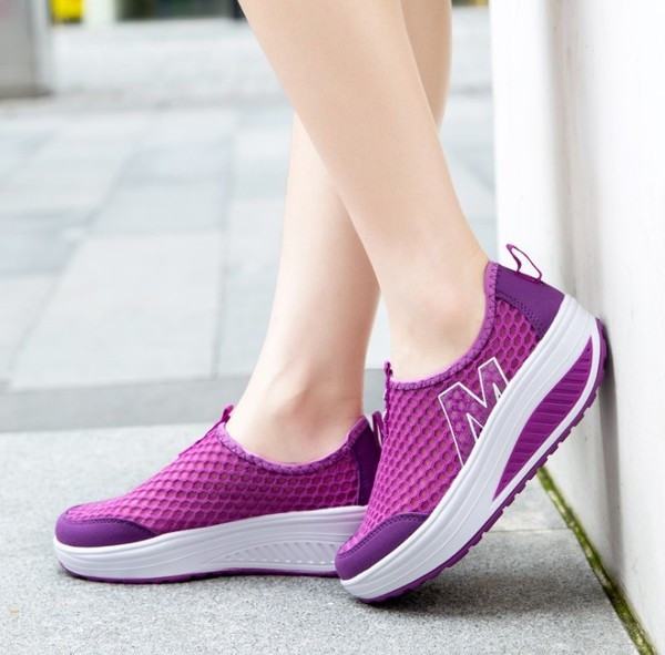 Tenisi sport dama respirabili cu talpa inalta