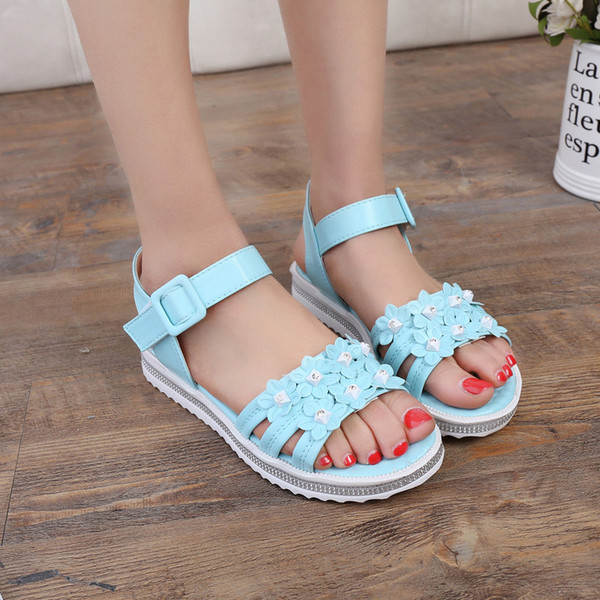 Дамски ежедневни сандали с флорални мотиви в няколко цвята