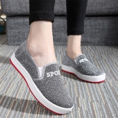 Adidași sport și casual de damă cu inscripție