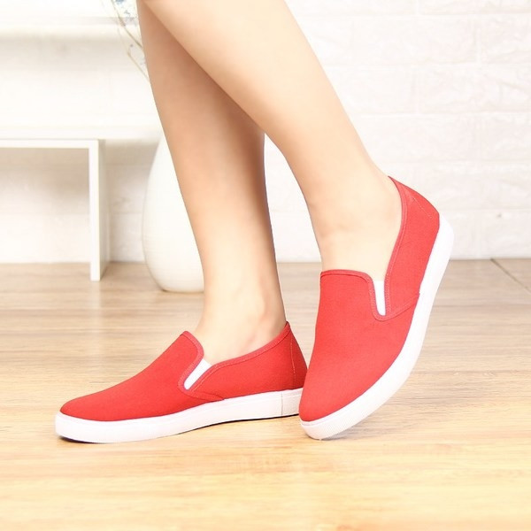 Tenisi dama curati in doua modele