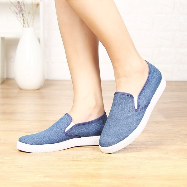 Tenisi dama curati in doua modele