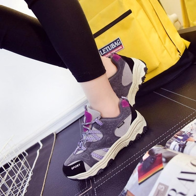 Леки дамски туристически обувки в три цвята