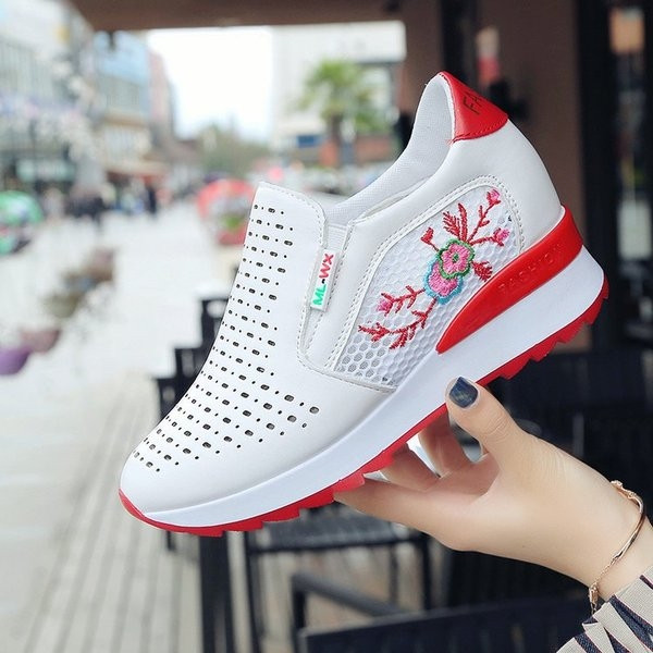 Adidasi moderni de dama in mai multe culori cu broderie colorata - doua modele