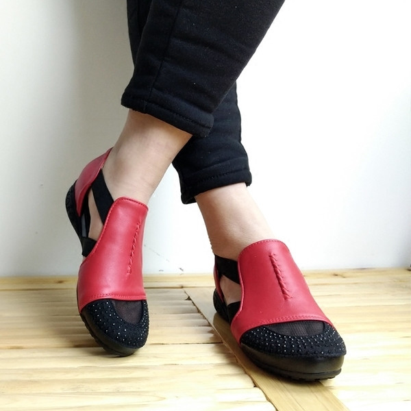 Sandale de dama inchise cu plasa in mai multe culori