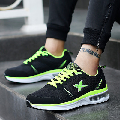 Μοντέρνα ανδρικά πάνινα παπούτσια αναπνεύσιμα σε διάφορα χρώματα