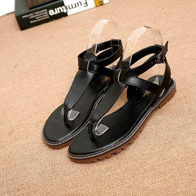 Sandale de dama moderne in alb, negru si bej