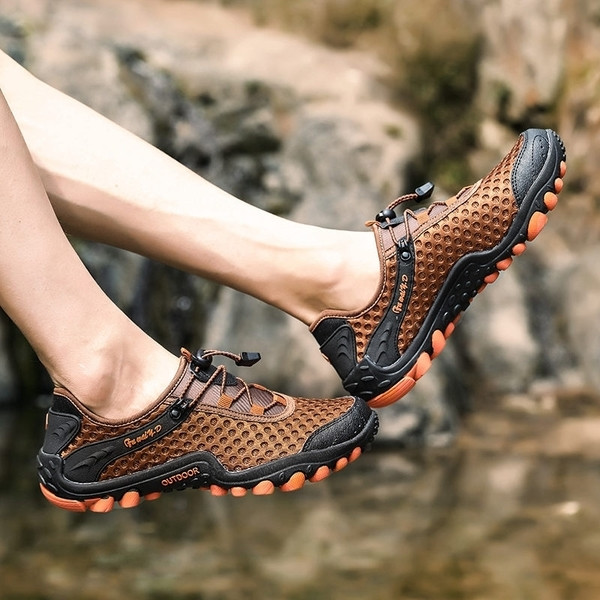 Ανδρικά αθλητικά παπούτσια κατάλληλα για ορεινό τουρισμό