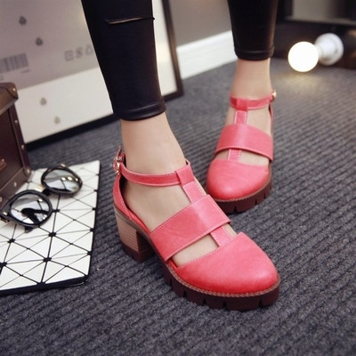 Дамски сандали с нисък дебел ток в няколко цвята