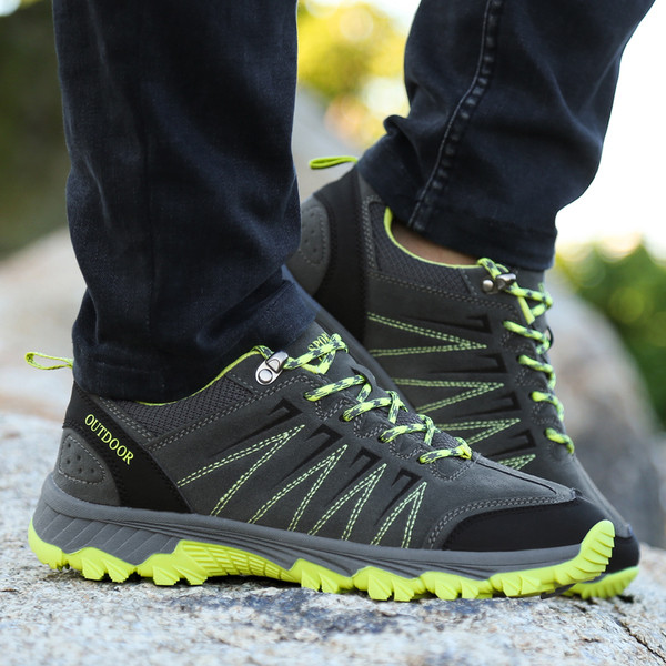 Αθλητικά παπούτσια για άνδρες και γυναίκες