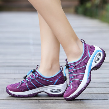 Άνετα γυναικεία αθλητικά παπούτσια σε τρία χρώματα