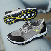 Ανδρικά αθλητικά πάνινα παπούτσια σε μερικά χρώματα