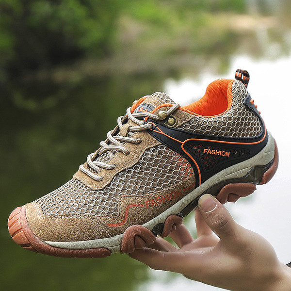 Ανδρικά αθλητικά παπούτσια κατάλληλα για το πεζοπορίας