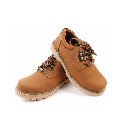 Τουριστικά παπούτσια με επίπεδη σόλα σε διάφορα χρώματα κατάλληλα για γυναίκες και άνδρες - δύο μοντέλα