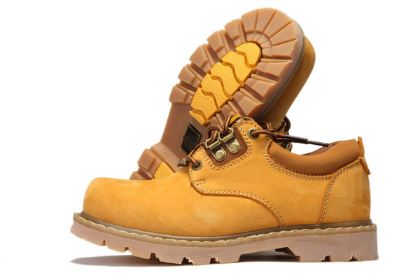 Τουριστικά παπούτσια με επίπεδη σόλα σε διάφορα χρώματα κατάλληλα για γυναίκες και άνδρες - δύο μοντέλα