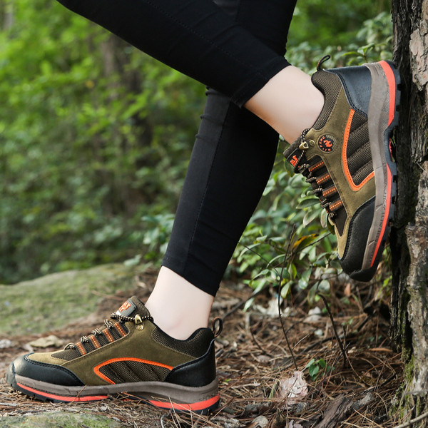 Αθλητικά παπούτσια με σόλα σε τρί χρώματα για γυναίκες και άνδρες