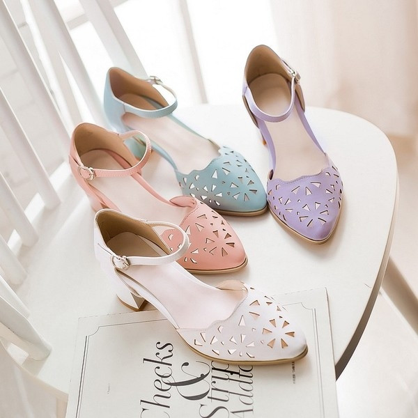 Дамски заострени елегантни сандали в четири цвята