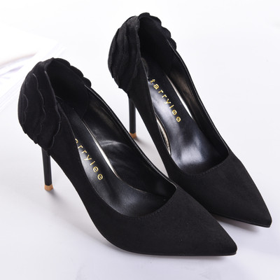 Κομψά σουέτ γυναικεία παπούτσια