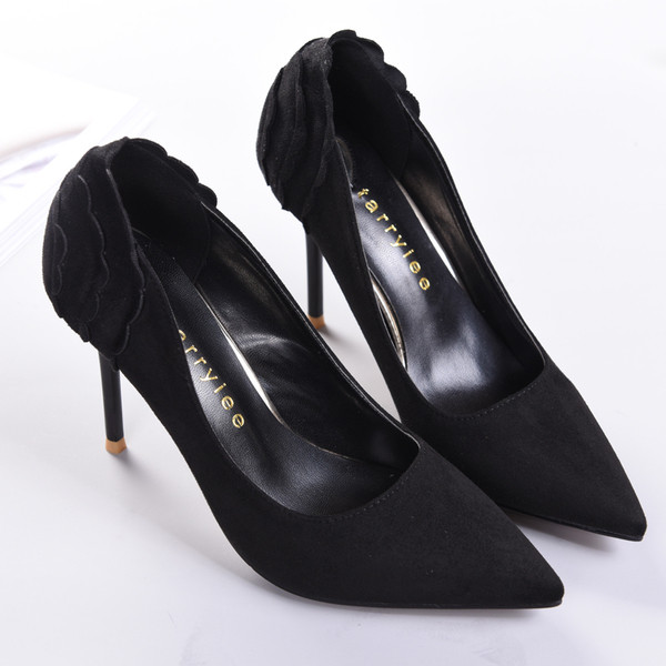 Κομψά σουέτ γυναικεία παπούτσια