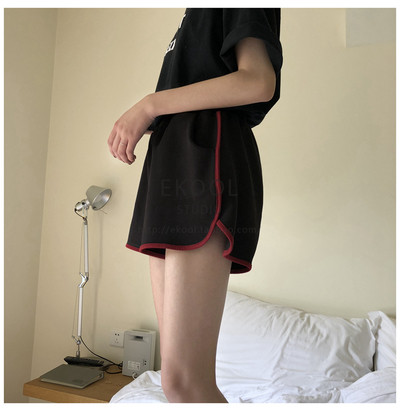 Γυναικεία αθλητικά σορτς σε μαύρο και γκρι