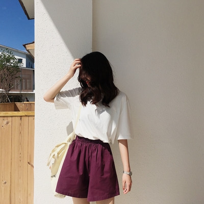 Γυναικεία ελαστικά σορτς σε διάφορα χρώματα