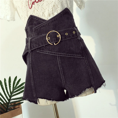 Γυναικεία μοντέρνα σορτς με ψηλή μέση σε τρία χρώματα