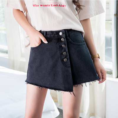 Σύντομες φούστες γυναικείες σε τρία χρώματα