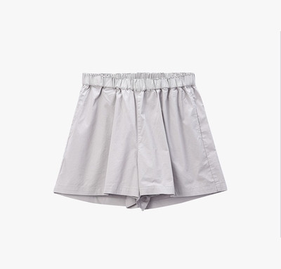 Ελαστικά γυναικεία σορτς σε δύο χρώματα