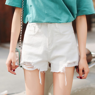 Къси дамски дънки в четири цвята - два модела накъсан и изчистен