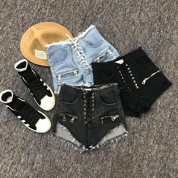 Дамски ефектни къси дънки с връзки в три цвята