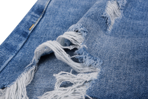 Ефектни преливащи дамски къси дънки