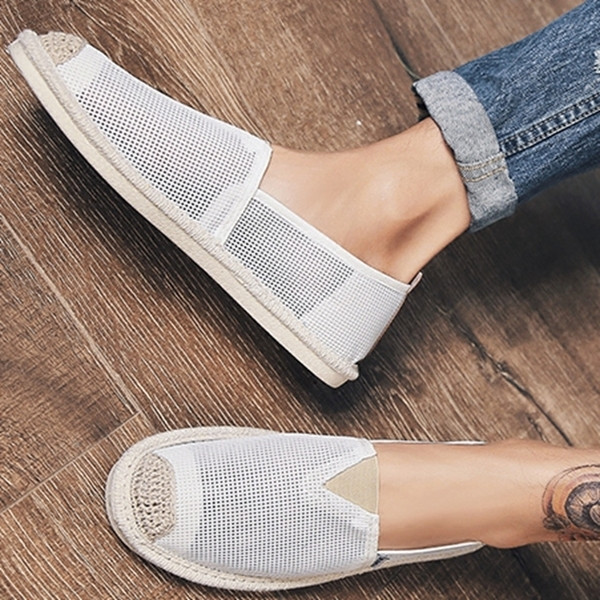 Καθημερινά ανδρικά  πλεκτά μοκασίνια σε μαύρο και άσπρο χρώμα