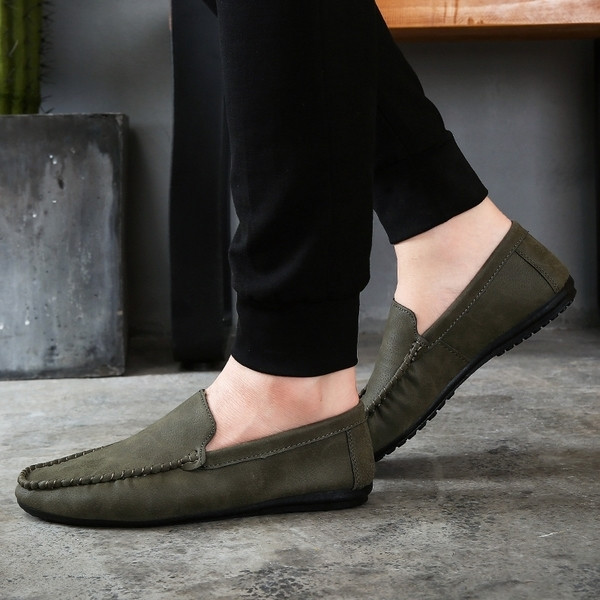 Κομψά ανδρικά μοκασίνια σε τρία χρώματα