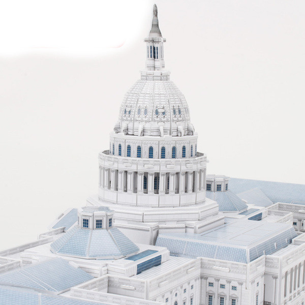 3D пъзел от 132 части - сграда