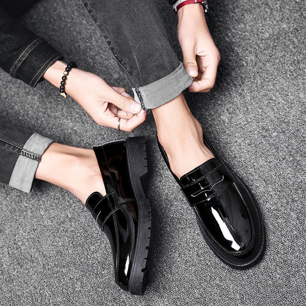 Κομψά ανδρικά μοκασίνια  σε διάφορα χρώματα