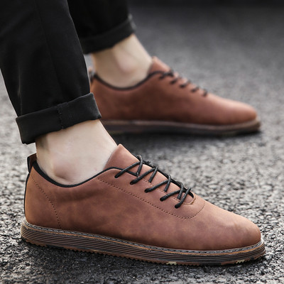 Ανδρικά μοκασίνια με δεσμούς